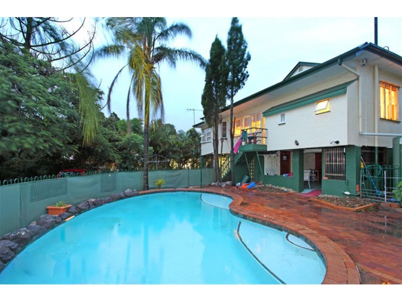 601 Old Cleveland Road, Camp Hill QLD 4152