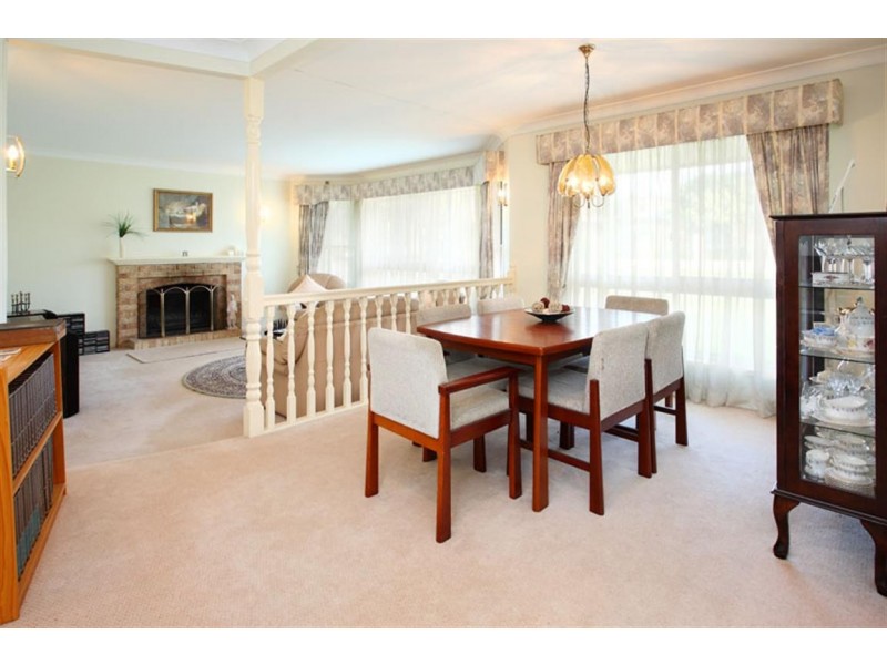 2 Stevenson Court, Carindale QLD 4152