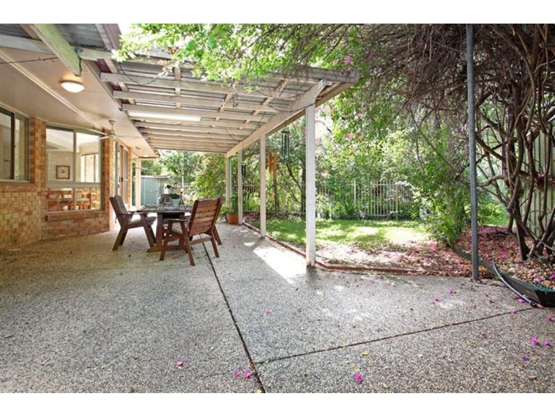 2 Stevenson Court, Carindale QLD 4152