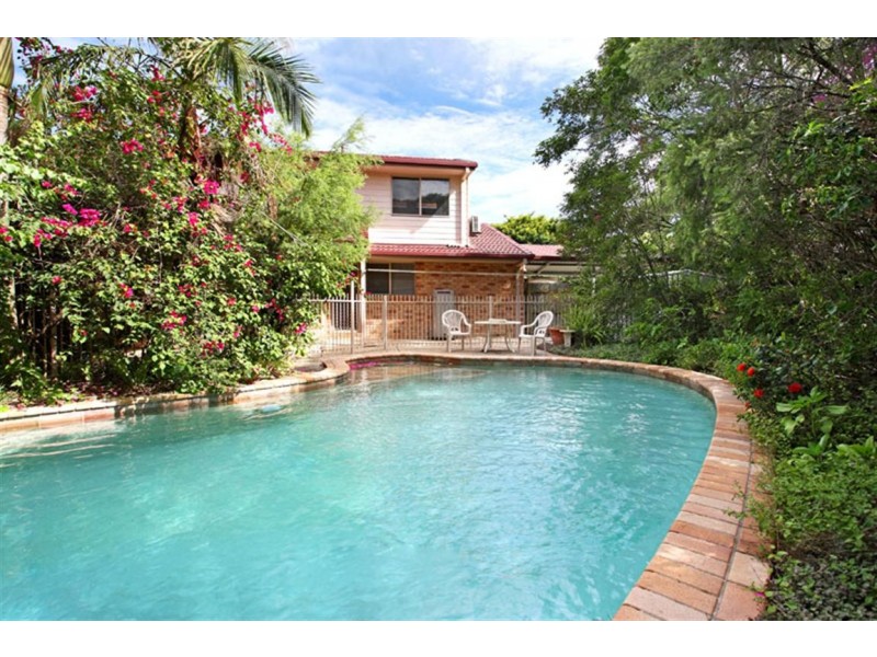 2 Stevenson Court, Carindale QLD 4152