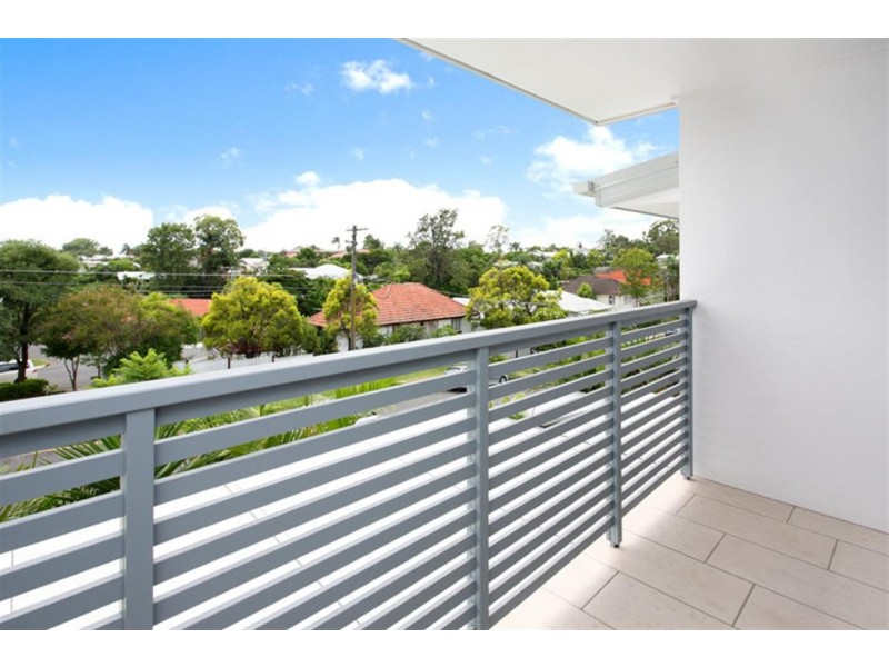 4/23 Burrai Street, Morningside QLD 4170