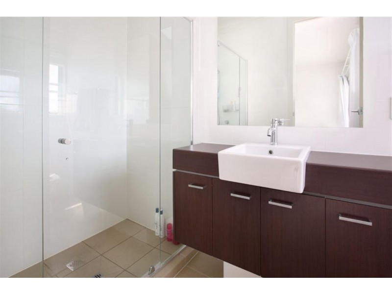 4/23 Burrai Street, Morningside QLD 4170