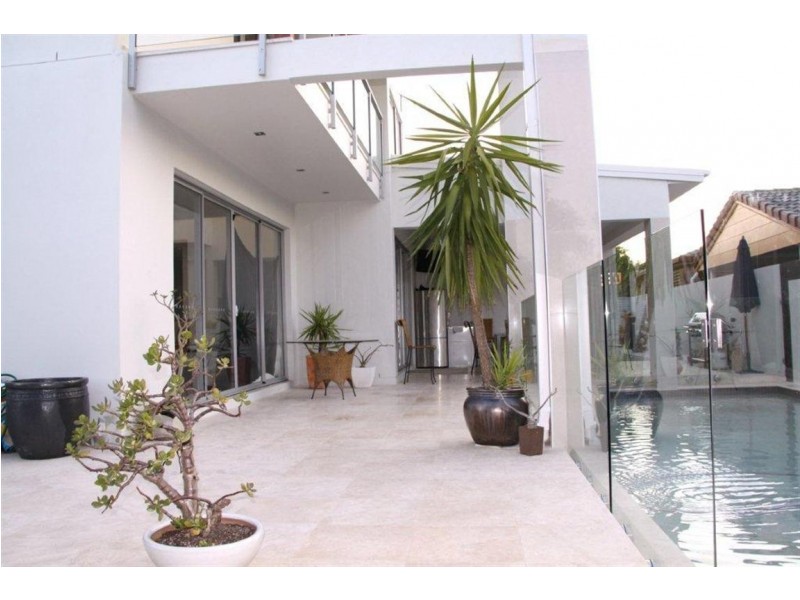 24 Grosmont Street, Carindale QLD 4152