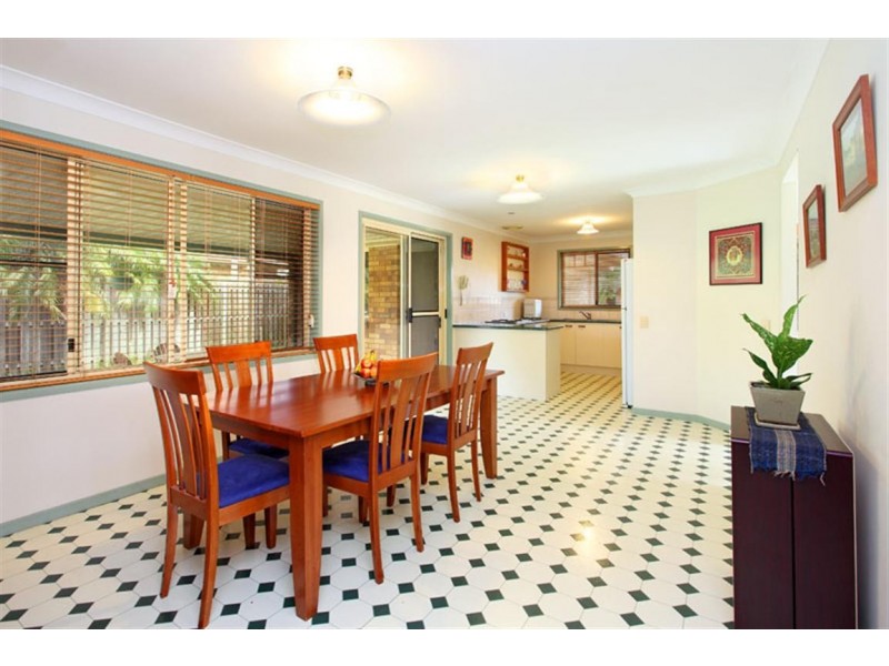10 Cloverbrook Place, Carina QLD 4152