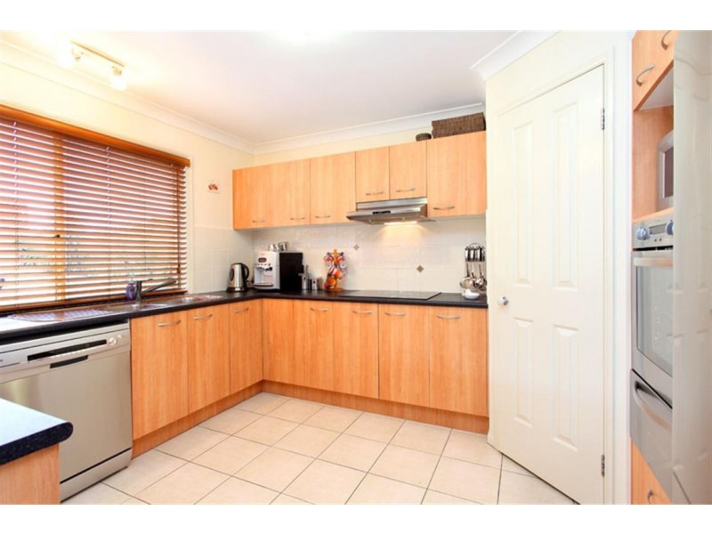 48 Ivy Crescent, Wakerley QLD 4154