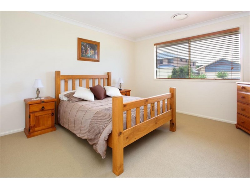 48 Ivy Crescent, Wakerley QLD 4154