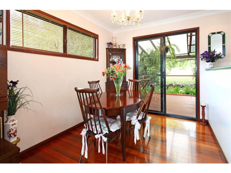 6 Solander, Carina QLD 4152