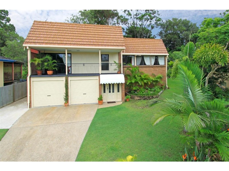 6 Solander, Carina QLD 4152