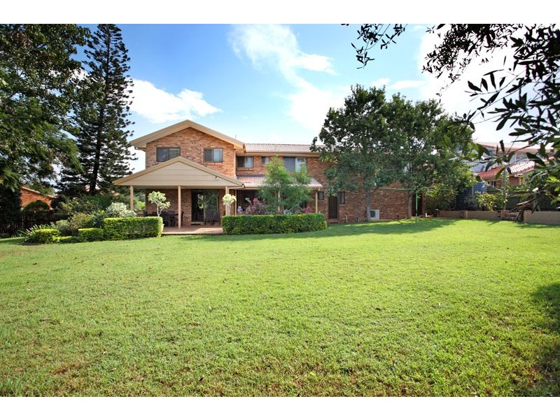 10 Salm Court, Carindale QLD 4152