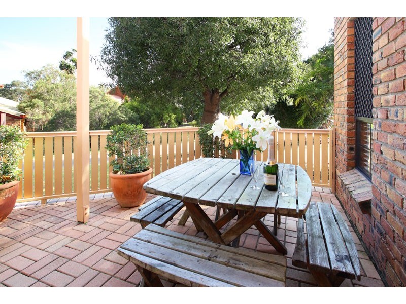 10 Salm Court, Carindale QLD 4152