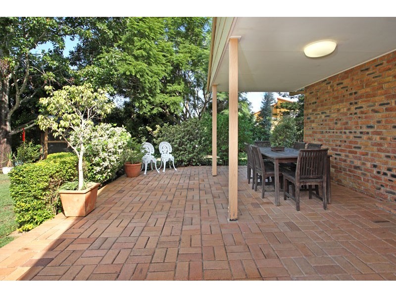 10 Salm Court, Carindale QLD 4152