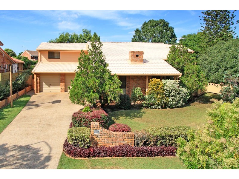 10 Salm Court, Carindale QLD 4152