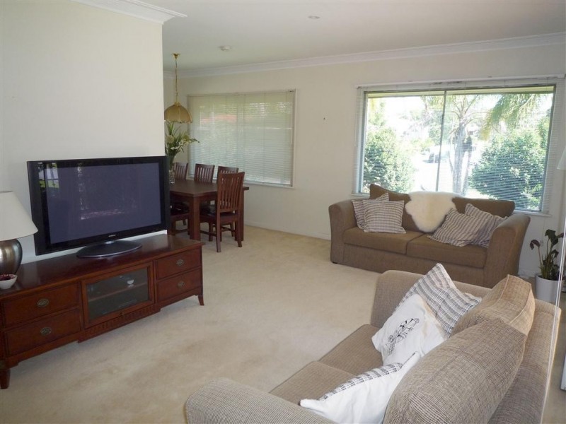 21 Chater Street, Carina QLD 4152