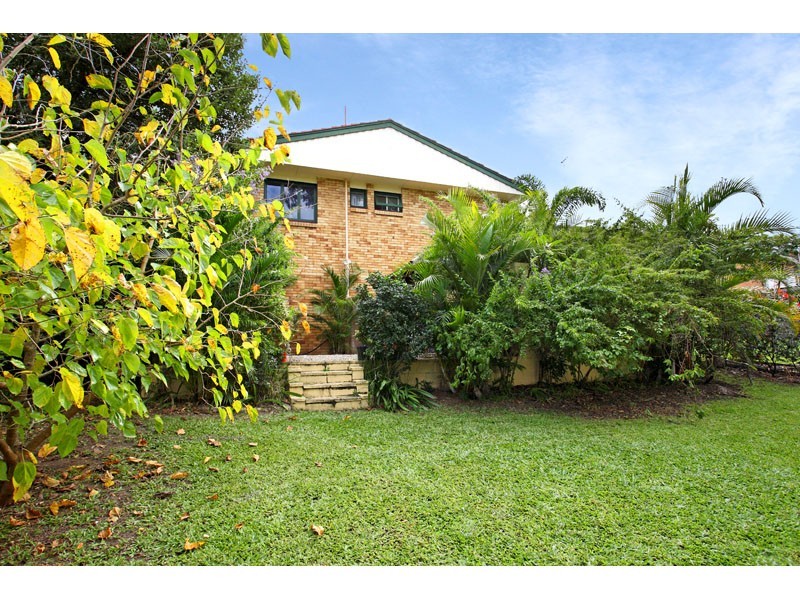 70 Long Street, Camp Hill QLD 4152