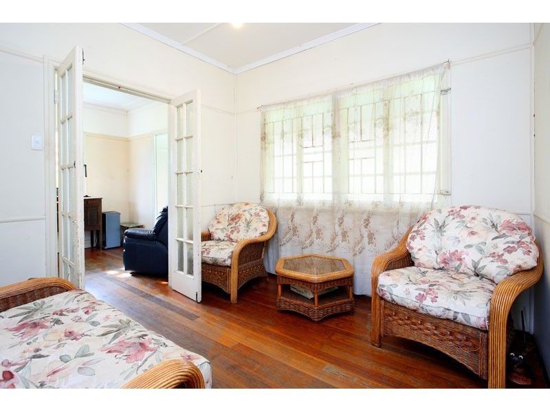 3 Albert Street, Camp Hill QLD 4152