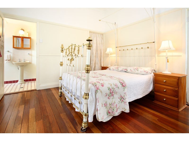 29 First Street, Camp Hill QLD 4152