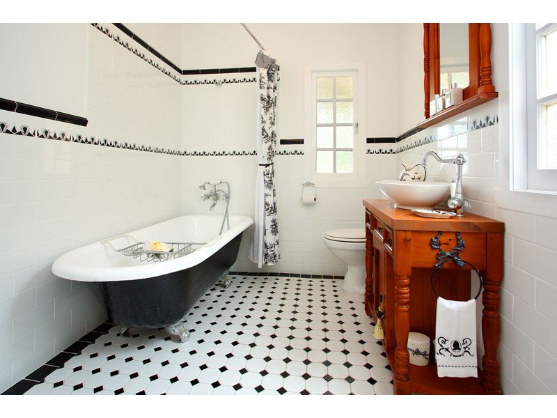 29 First Street, Camp Hill QLD 4152