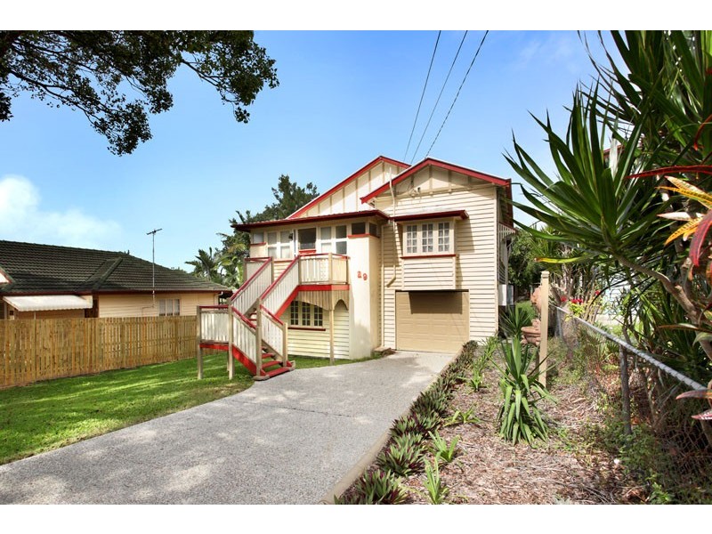 29 First Street, Camp Hill QLD 4152