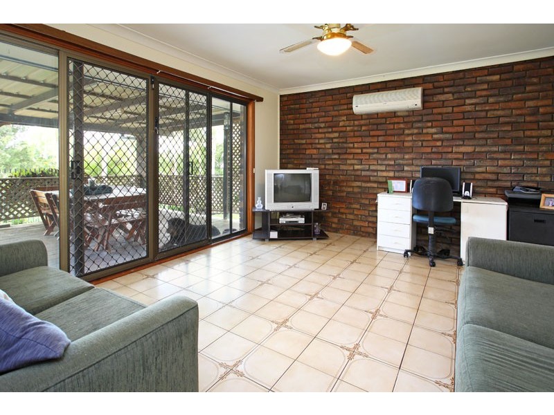 12 Raphael Place, Carina QLD 4152