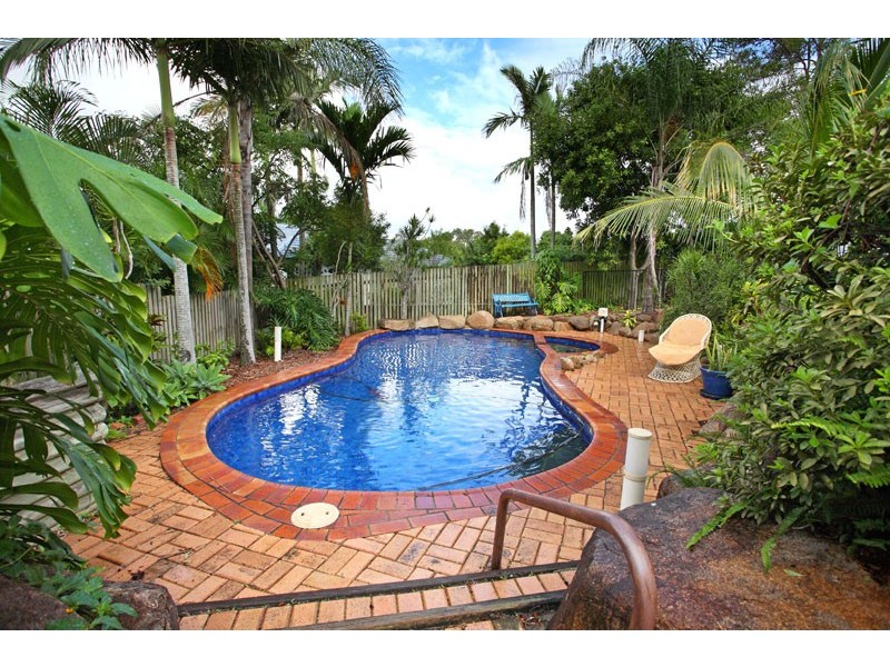 12 Raphael Place, Carina QLD 4152