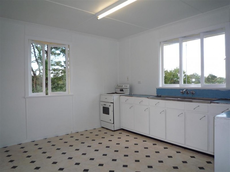 128 The Promenade, Camp Hill QLD 4152