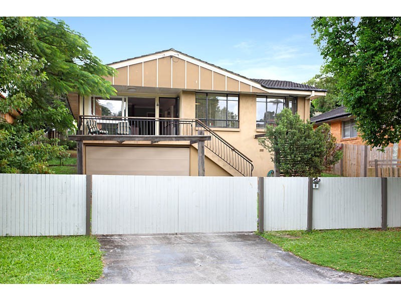 8 Cedlen Street, Camp Hill QLD 4152