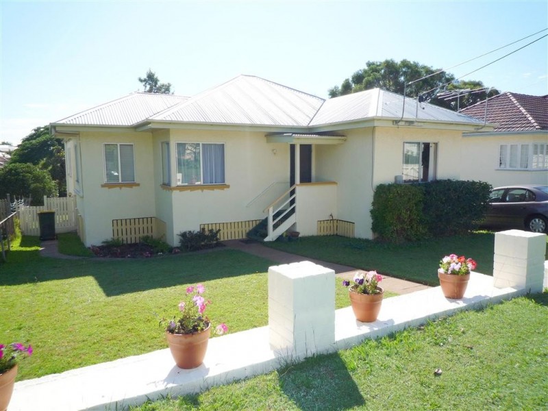 16 Koolatah Street, Carina QLD 4152