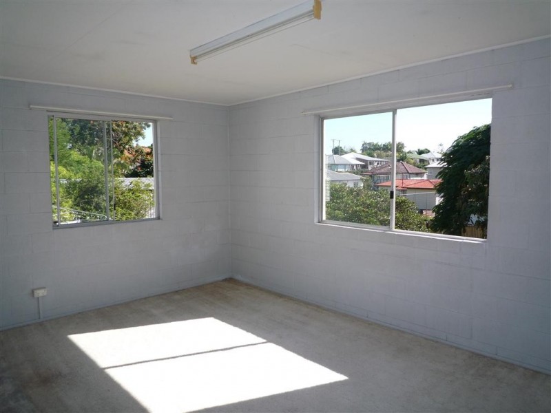 16 Koolatah Street, Carina QLD 4152