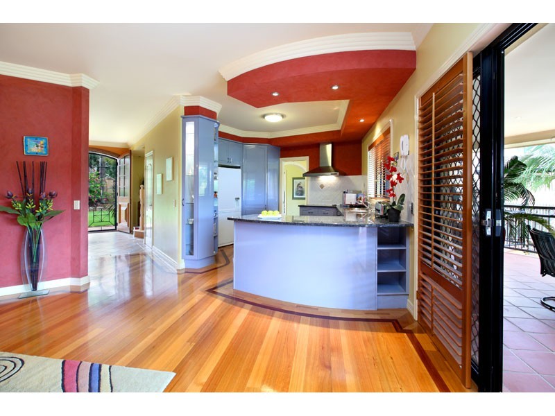 40 St Andrews Crescent, Carindale QLD 4152