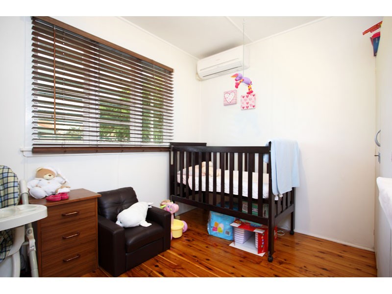 23 Crossley Avenue, Tingalpa QLD 4173