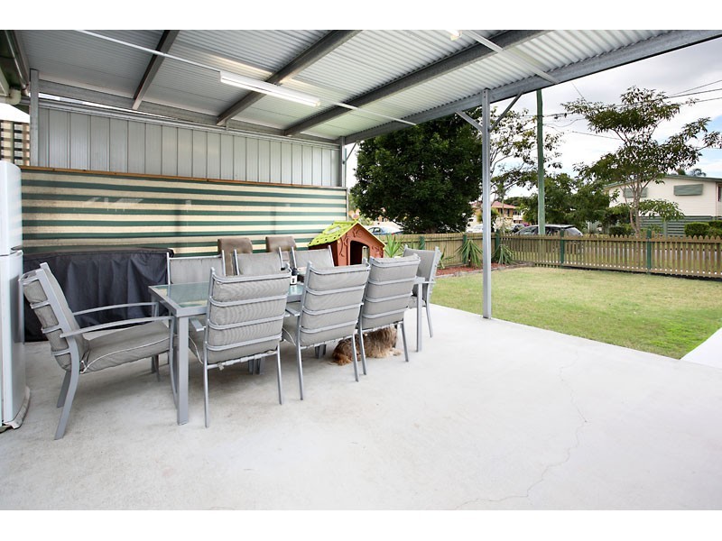 23 Crossley Avenue, Tingalpa QLD 4173