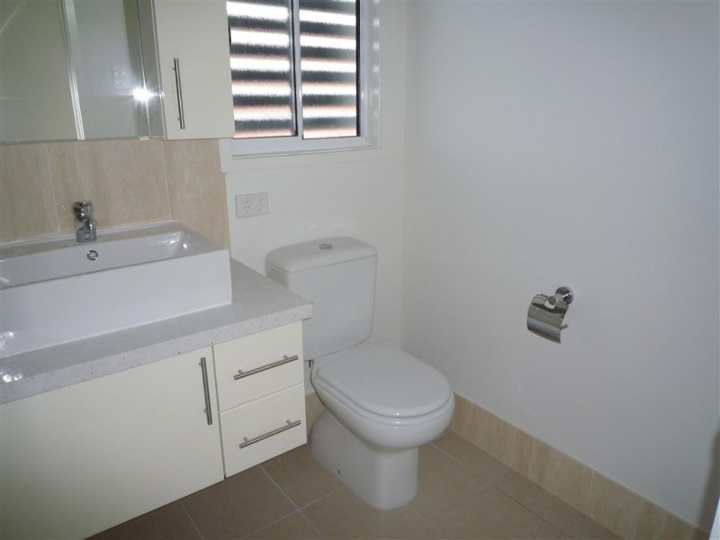 3/34 Osterley Road, Carina Heights QLD 4152