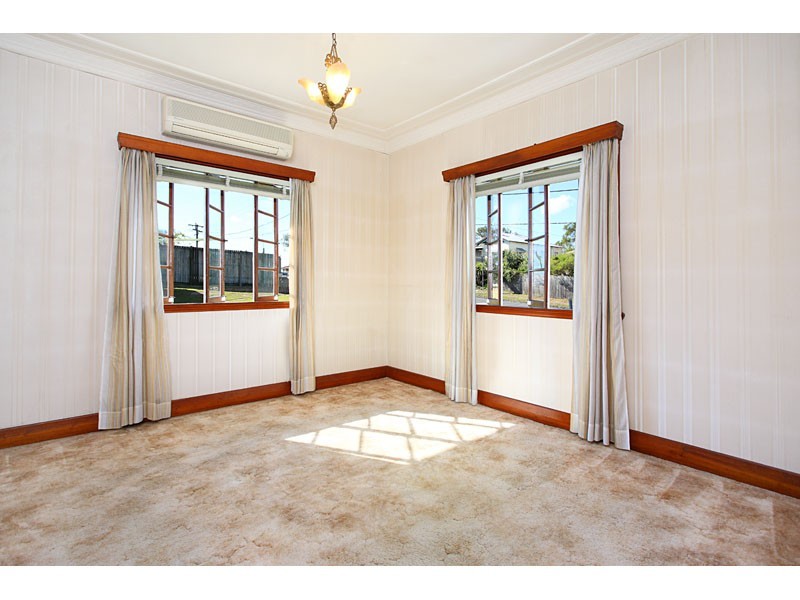 127 Boundary Road, Camp Hill QLD 4152