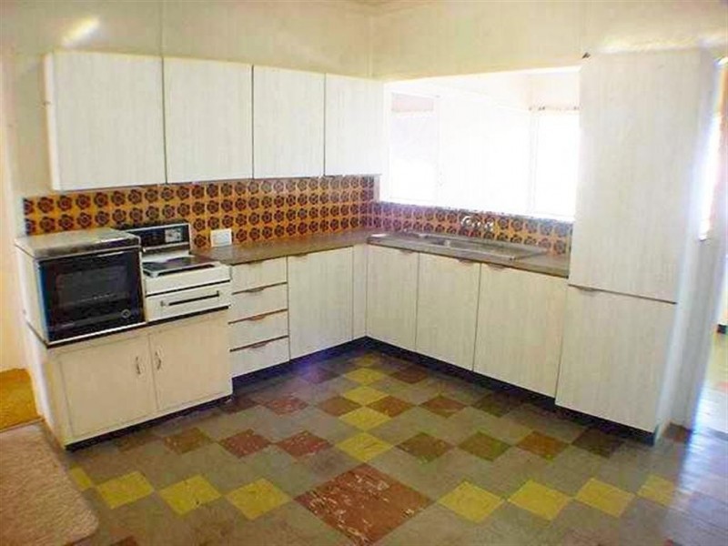 15 Sankey Street, Carina QLD 4152