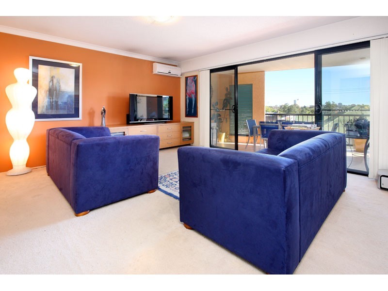 4/12 Norman Crescent, Norman Park QLD 4170