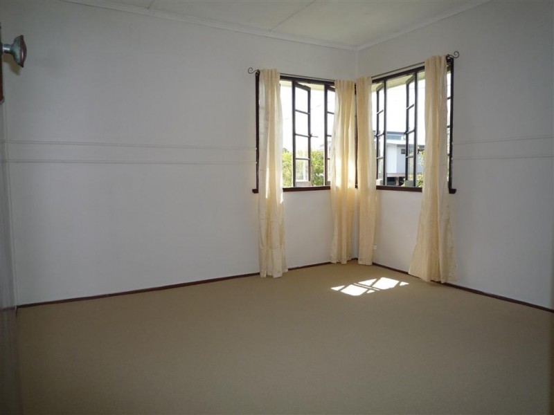 51 Herbert Street, Camp Hill QLD 4152