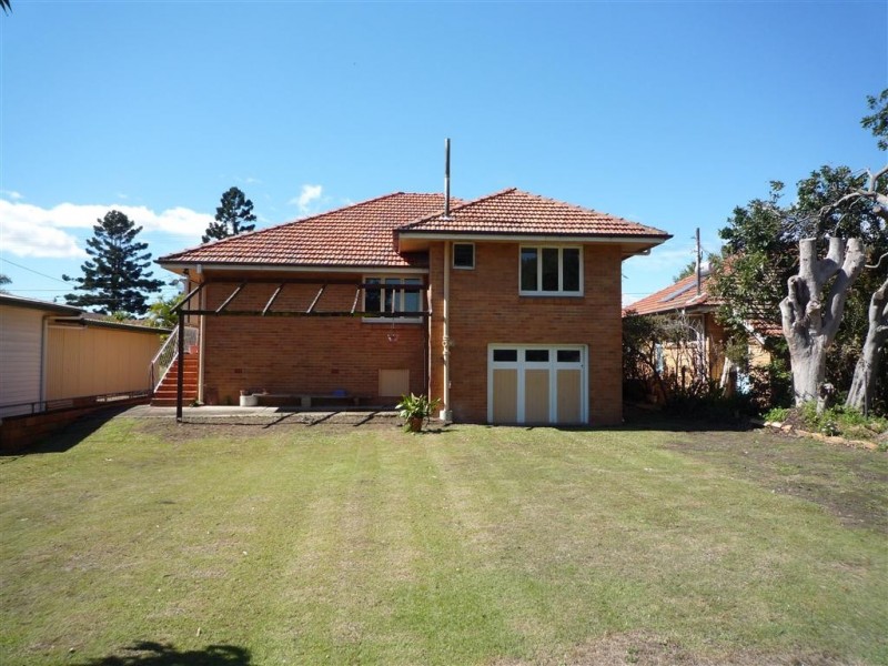 19 Blackwood Avenue, Cannon Hill QLD 4170