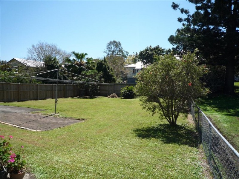 172 Macrossan Avenue, Norman Park QLD 4170