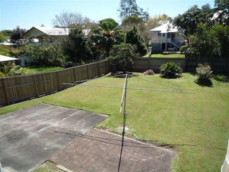 172 Macrossan Avenue, Norman Park QLD 4170