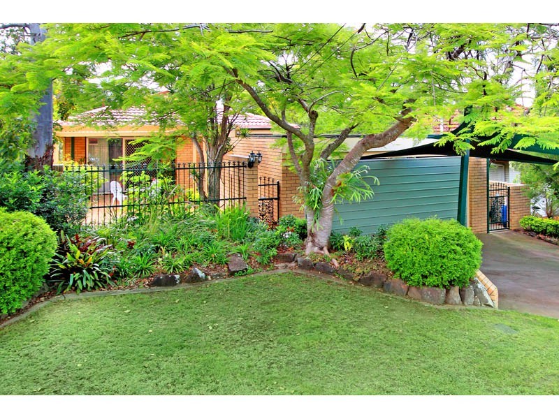 52 Banbury Street, Carina QLD 4152