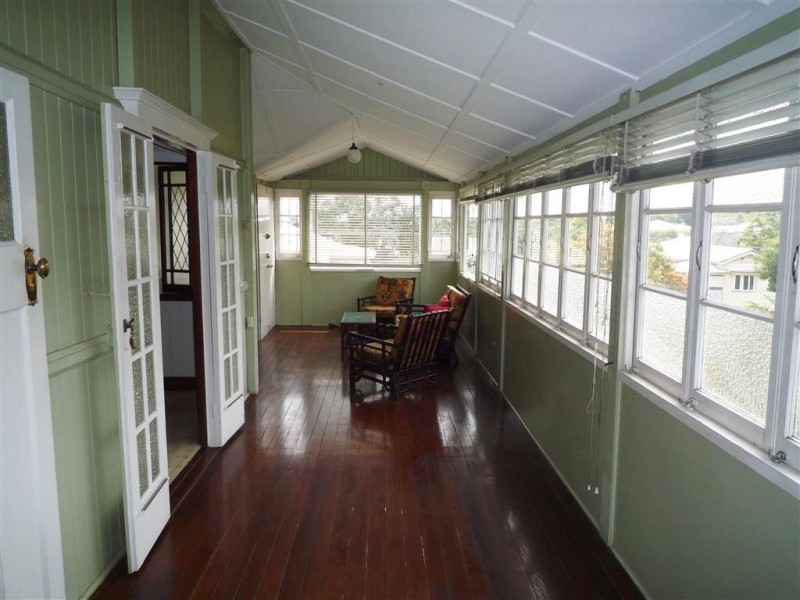 7 Donald Street, Camp Hill QLD 4152