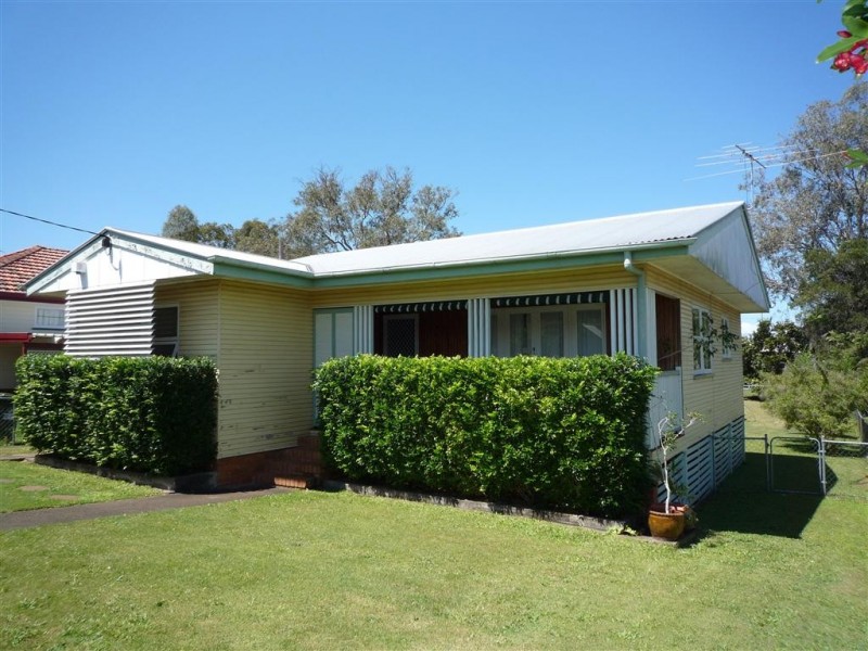 11 Robbies Avenue, Carina QLD 4152