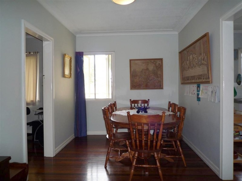 11 Robbies Avenue, Carina QLD 4152