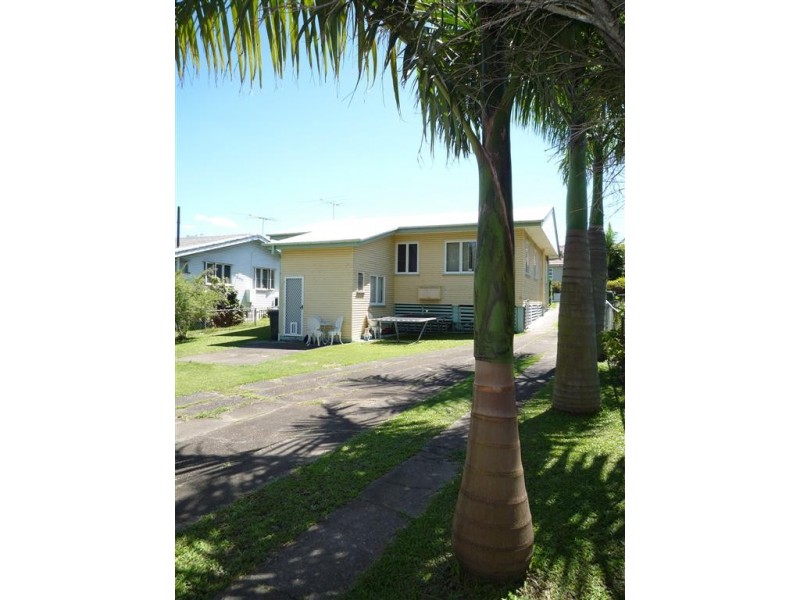 11 Robbies Avenue, Carina QLD 4152