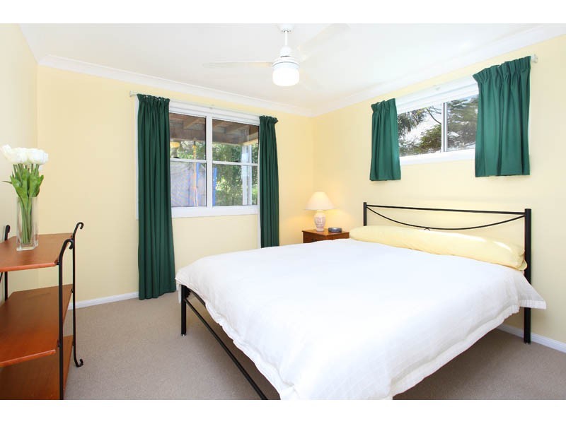 4 Risley Street, Carina QLD 4152