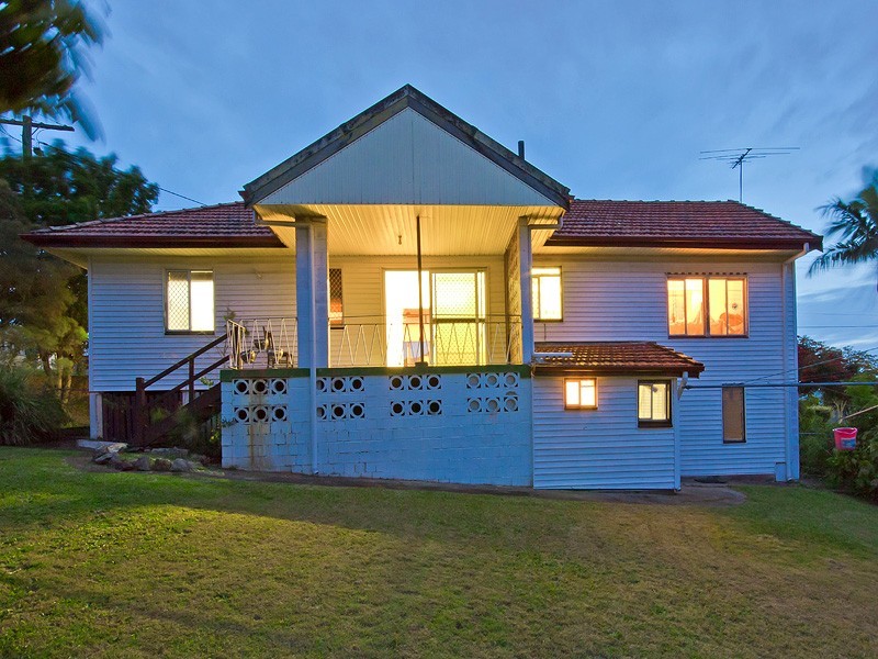 30 Rea Street, Carina Heights QLD 4152