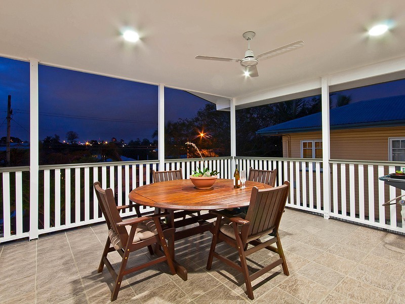 23 The Promenade, Camp Hill QLD 4152