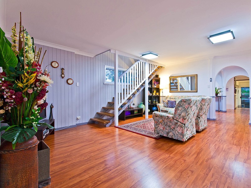 23 The Promenade, Camp Hill QLD 4152