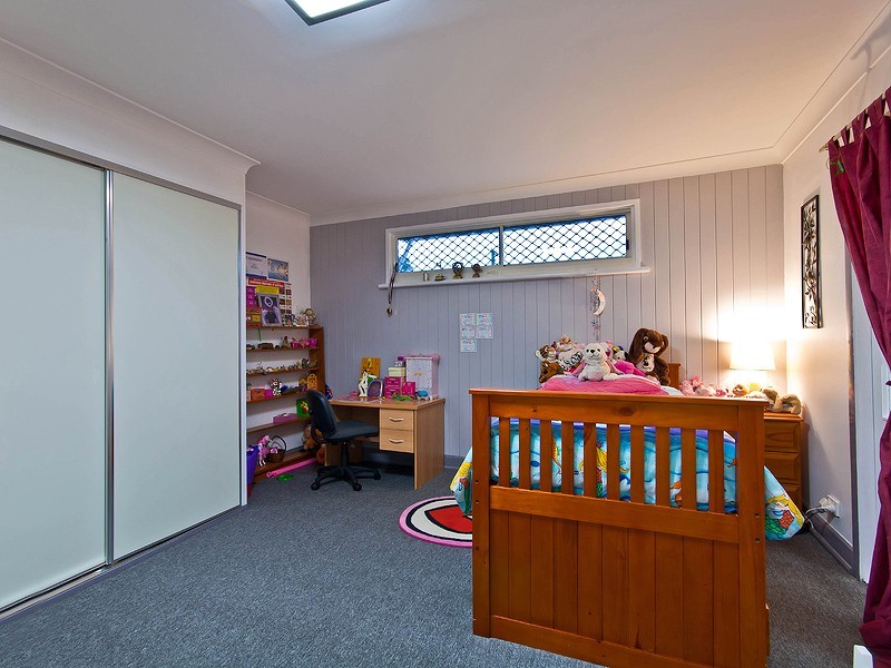 23 The Promenade, Camp Hill QLD 4152