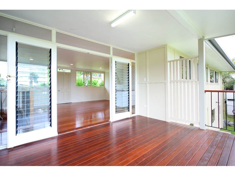 12 Hull Street, Carina QLD 4152